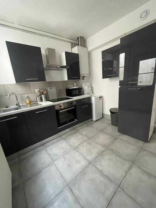 Elegant 2 Chambres Square Saint Amour Besancon Exterior photo
